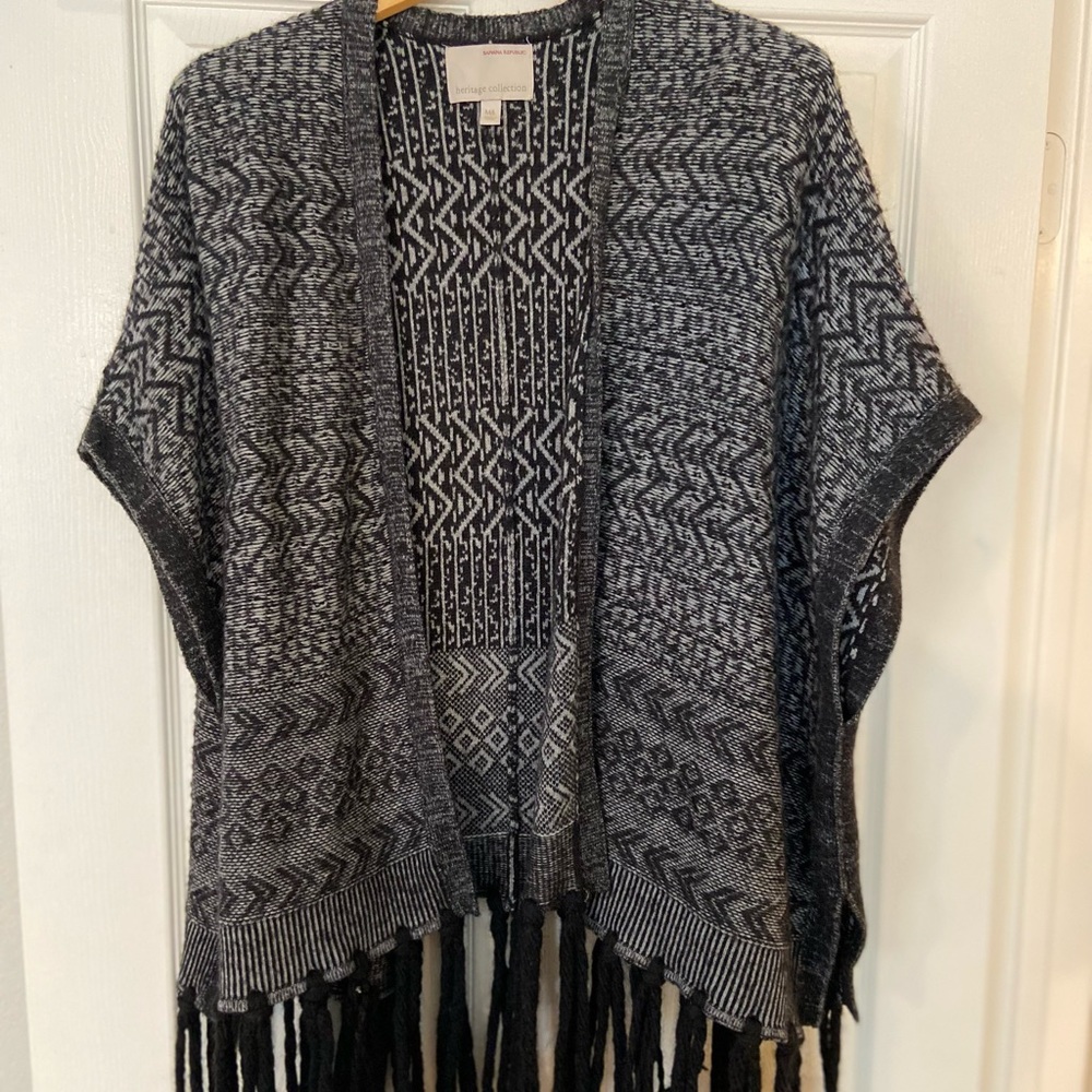 Banana republic heritage sweater cape/shawl